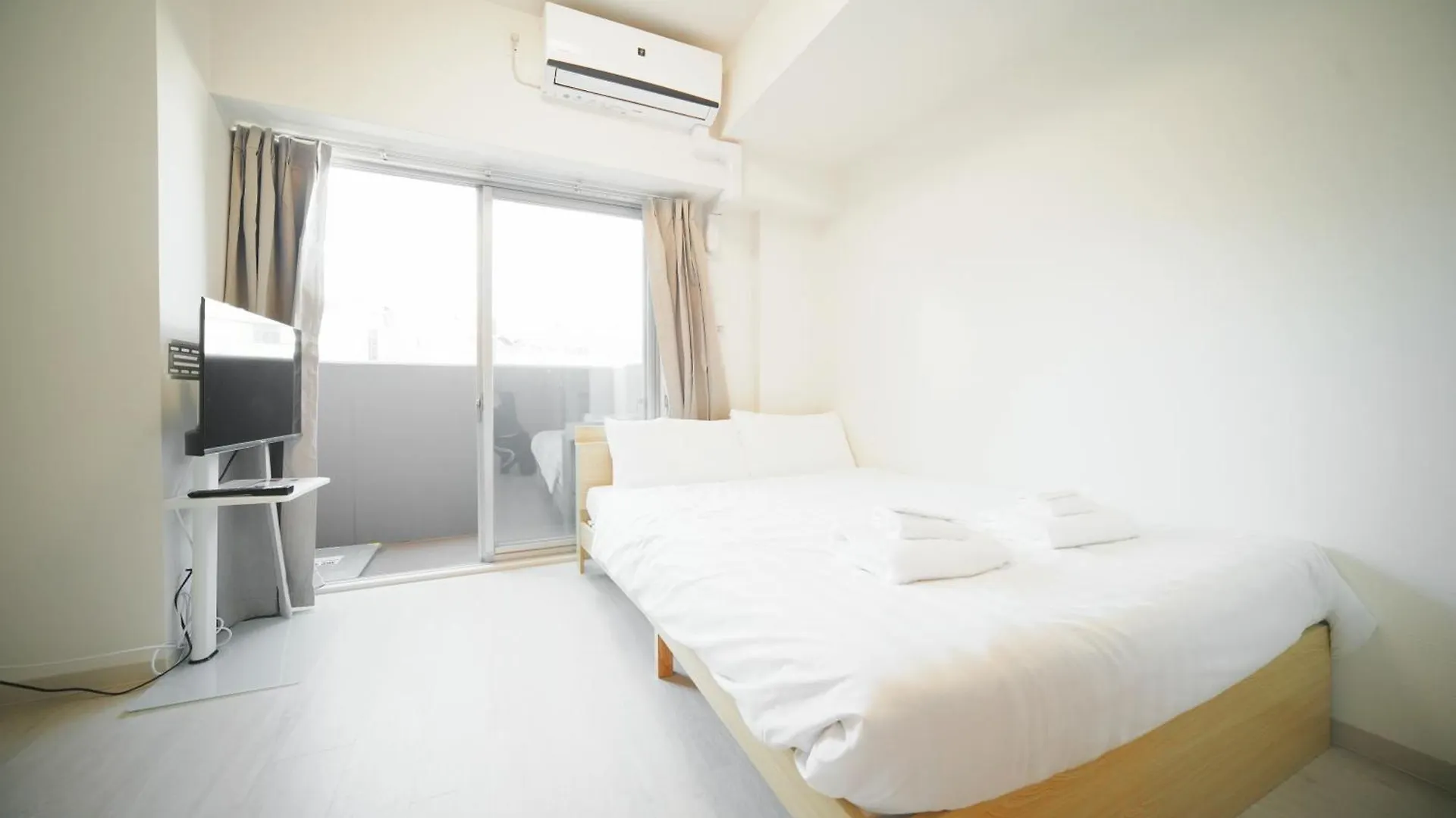 Color Tsuruhashi Apartment Osaka